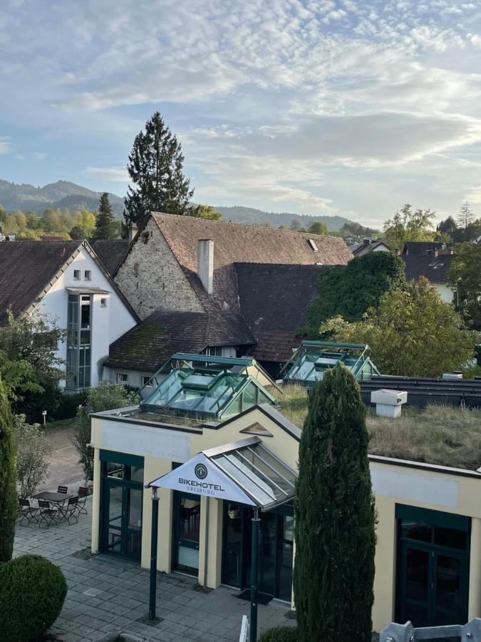 Bike- Und Ferienhotel Freiburg Merzhausen Kültér fotó